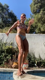 Amanda Seales feet photo thumbnail