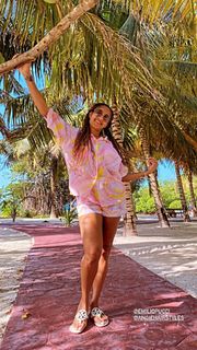 Amanda Seales feet photo thumbnail