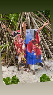 Amanda Seales feet photo thumbnail