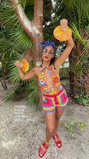 Amanda Seales feet photo thumbnail