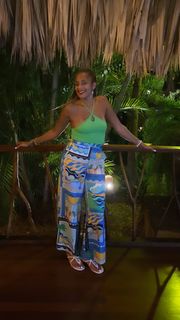 Amanda Seales feet photo thumbnail