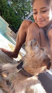 Amanda Seales feet photo thumbnail