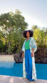 Amanda Seales feet photo thumbnail