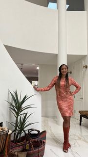 Amanda Seales feet photo thumbnail