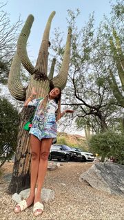 Amanda Seales feet photo thumbnail