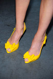 Amanda Setton feet photo 11