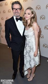 Amanda Seyfried feet photo thumbnail