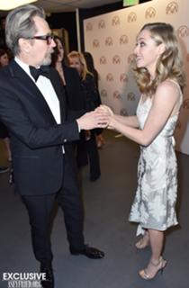 Amanda Seyfried feet photo thumbnail