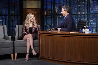 Amanda Seyfried feet photo thumbnail