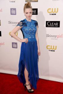 Amanda Seyfried feet photo thumbnail