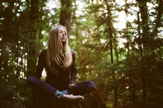 Amanda Seyfried feet photo thumbnail
