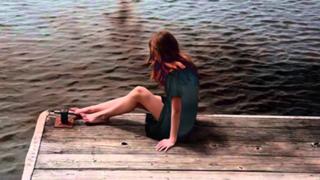 Amanda Shires feet photo 1