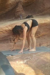 Amanda Shires feet photo 3