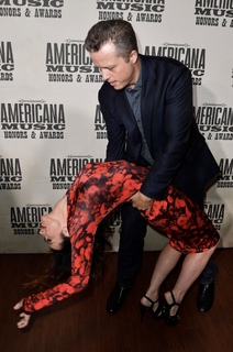 Amanda Shires feet photo 7
