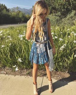 Amanda Stanton feet photo 16