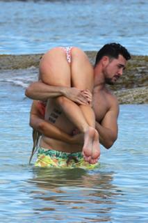Amanda Stanton feet photo 1