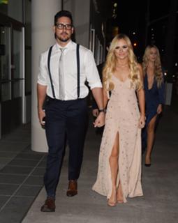 Amanda Stanton feet photo 18