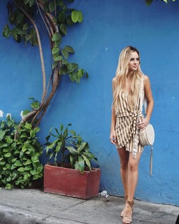 Amanda Stanton feet photo 13