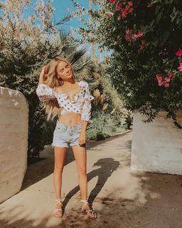 Amanda Stanton feet photo 7