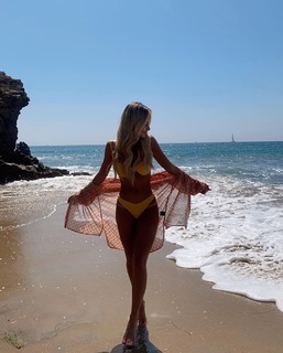 Amanda Stanton feet photo 5
