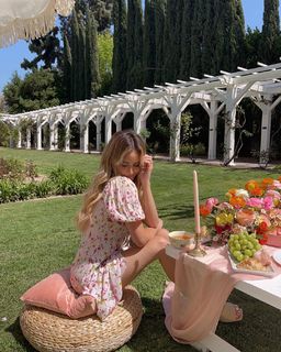 Amanda Stanton feet photo 3