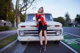 Amanda Steele feet photo 8