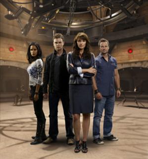 Amanda Tapping feet photo thumbnail