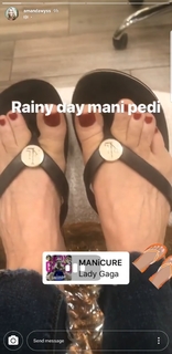Amanda Wyss feet photo 12
