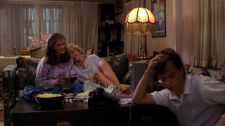 Amanda Wyss feet photo 10