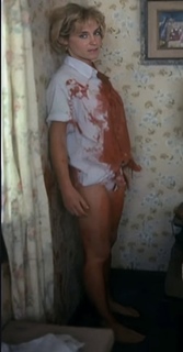 Amanda Wyss feet photo 1