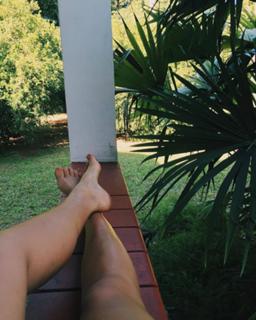 Amanda de Godoi feet photo 11