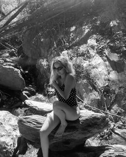 Amanda de Godoi feet photo 15