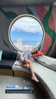 Amanda de Godoi feet photo 12