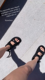 Amanda de Godoi feet photo 14