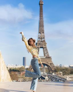 Amandine Petit feet photo 13