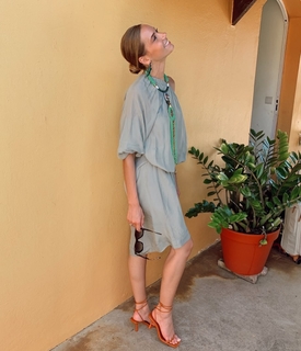 Amandine Petit feet photo 3