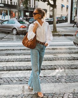 Amandine Petit feet photo 14