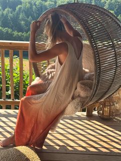 Amandine Petit feet photo 19