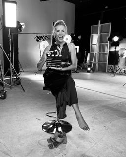 Amandine Petit feet photo 8