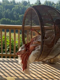 Amandine Petit feet photo 4