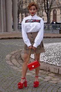 Amandla Stenberg feet photo thumbnail