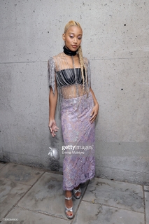 Amandla Stenberg feet photo thumbnail