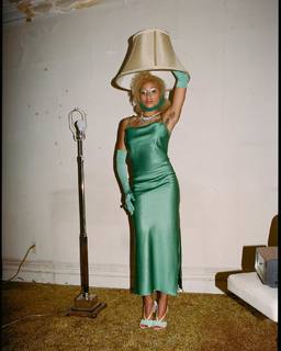 Amandla Stenberg feet photo thumbnail