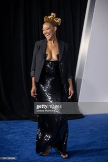 Amandla Stenberg feet photo thumbnail