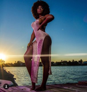 Amara La Negra feet photo 10