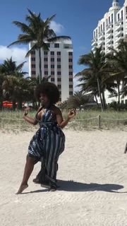 Amara La Negra feet photo 2