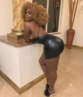 Amara La Negra feet photo 1