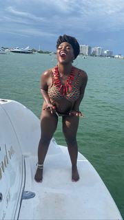Amara La Negra feet photo 11