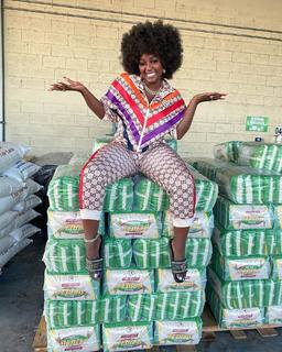 Amara La Negra feet photo 16