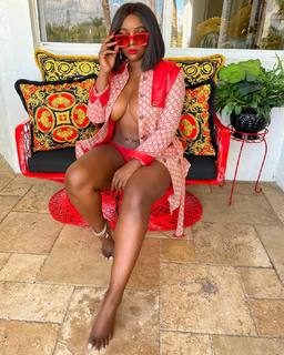 Amara La Negra feet photo 2